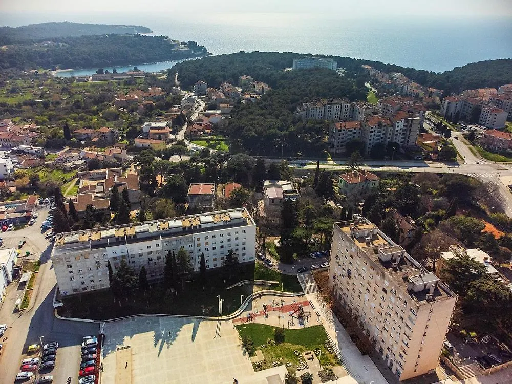 Apartment Luna Pula