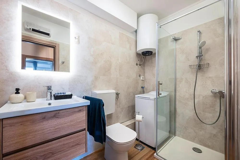 Apartment Luna Πούλα